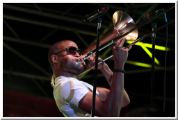 TromboneShorty_1369.jpg